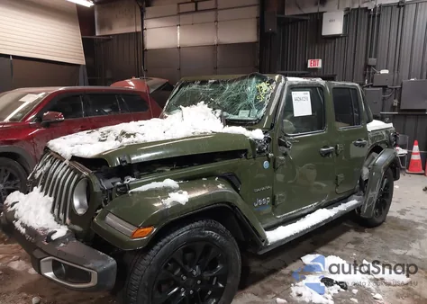 2021 Jeep Wrangler 4Xe Unlimited Sahara 4X4 из США, поврежденный, VIN 1C4JJXP66MW705215